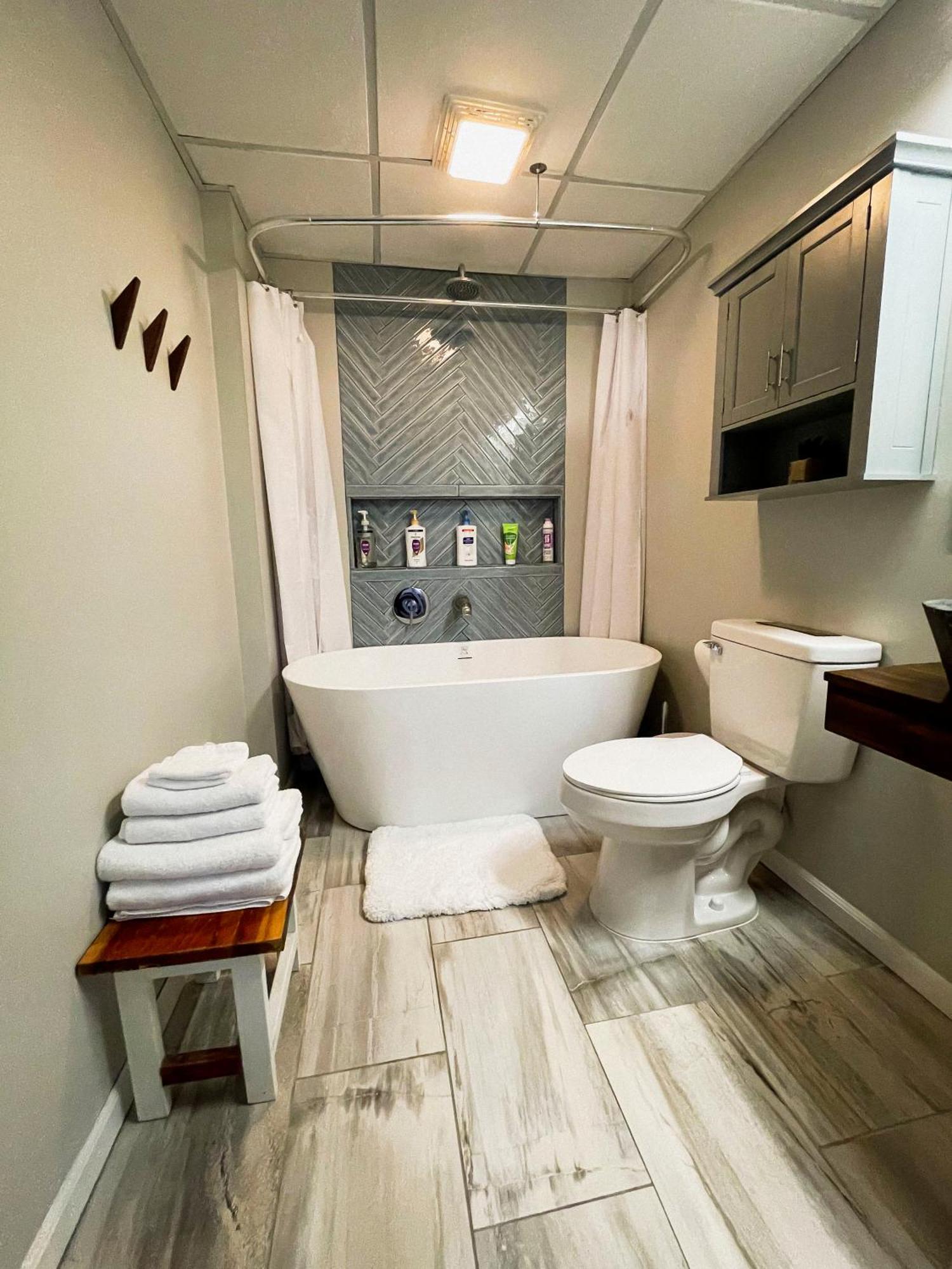 Finn'S Hideaway -Modern Family River Home Keokuk ภายนอก รูปภาพ